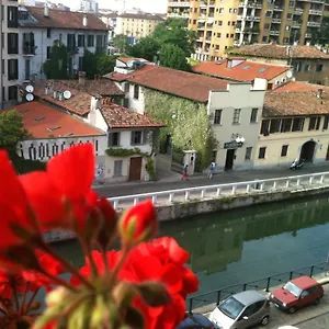 Bed and breakfast Ripa Del Naviglio, Milán
